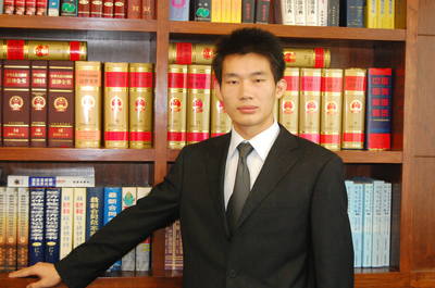 專業法律顧問，護航您的權益 走近廣東天勝律師事務所譚必龍律師